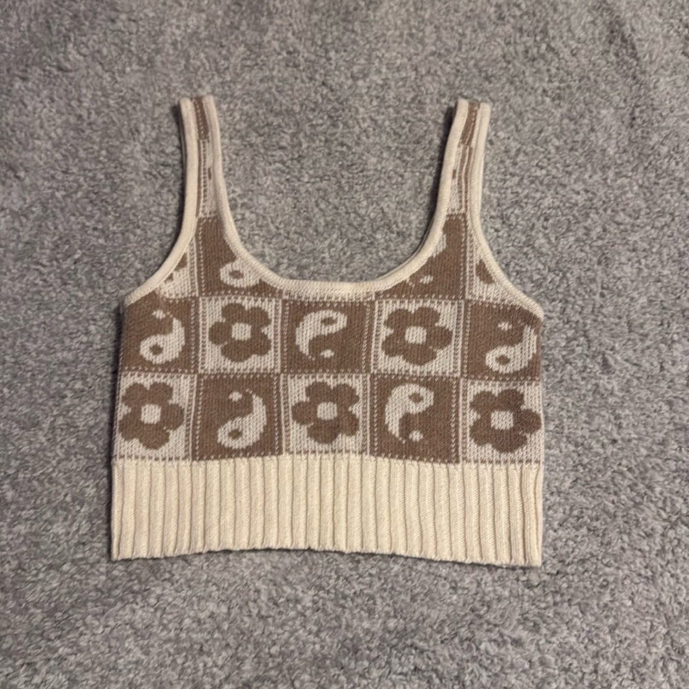 American Eagle sweater cropped tank top